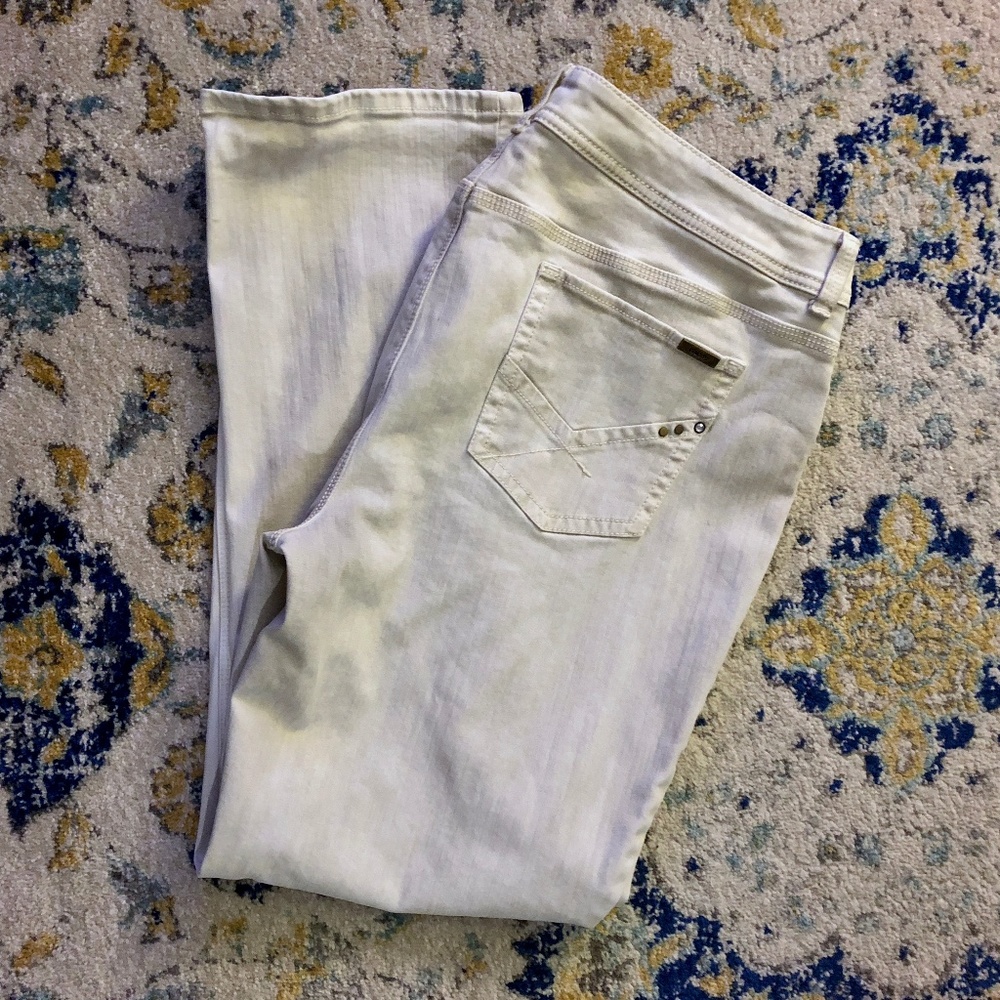 Chicos So Slimming Jeans Size 3